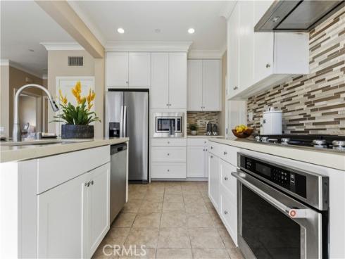 118  Mighty Oak  , Irvine, CA