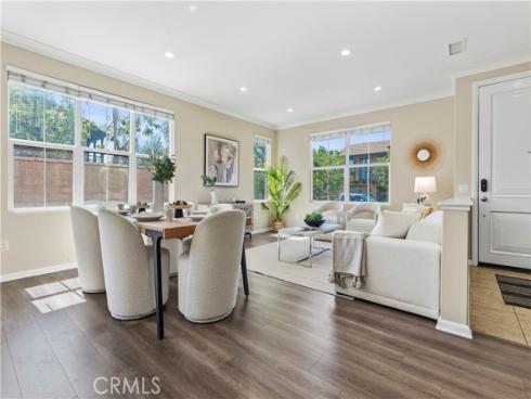 118  Mighty Oak  , Irvine, CA