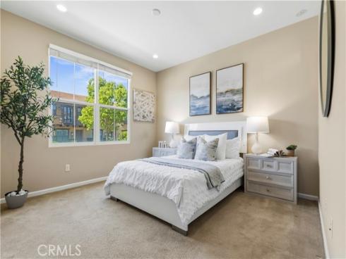 118  Mighty Oak  , Irvine, CA