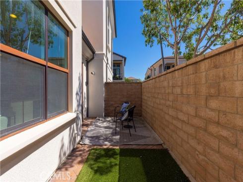 118  Mighty Oak  , Irvine, CA