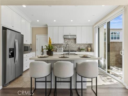 118  Mighty Oak  , Irvine, CA