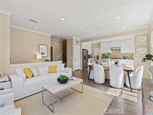 118  Mighty Oak  , Irvine, CA