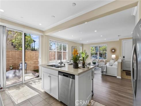 118  Mighty Oak  , Irvine, CA