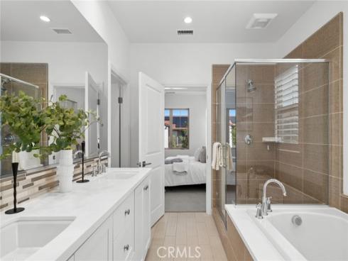 76  Decker  , Irvine, CA