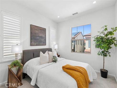 76  Decker  , Irvine, CA