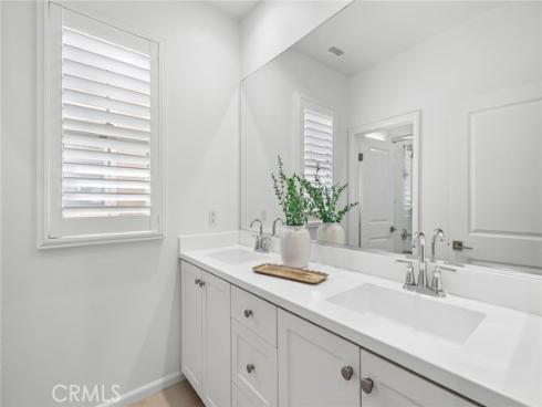 76  Decker  , Irvine, CA