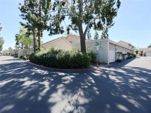 12  Silverwood  19 , Irvine, CA