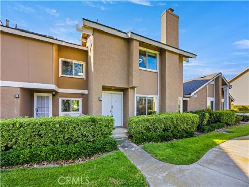 10  Santa Fe  38 , Irvine, CA
