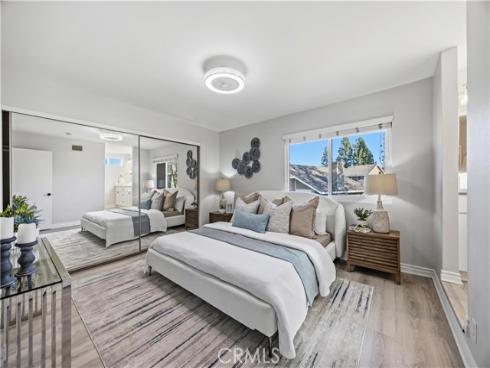 10  Santa Fe  38 , Irvine, CA