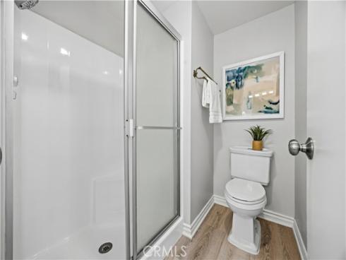 10  Santa Fe  38 , Irvine, CA