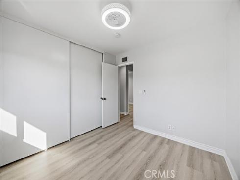 10  Santa Fe  38 , Irvine, CA