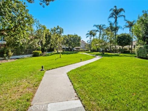 2  Mirador  , Irvine, CA