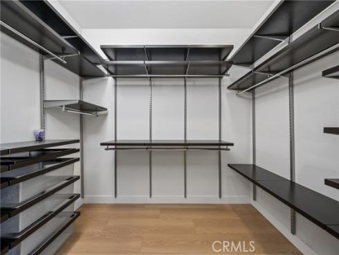 113  Hanging  , Irvine, CA