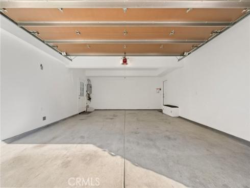 113  Hanging  , Irvine, CA