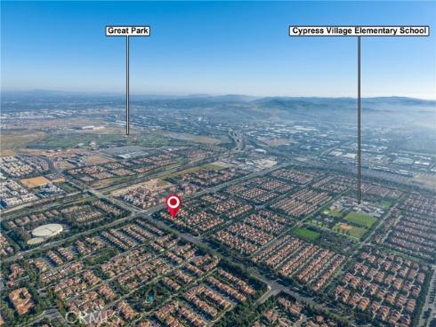 113  Hanging  , Irvine, CA