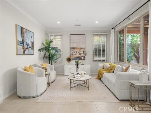 113  Hanging  , Irvine, CA