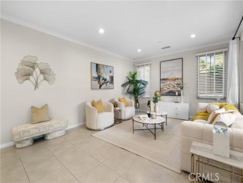 113  Hanging  , Irvine, CA