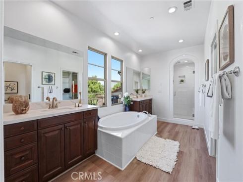 57  Sweet Bay  , Irvine, CA