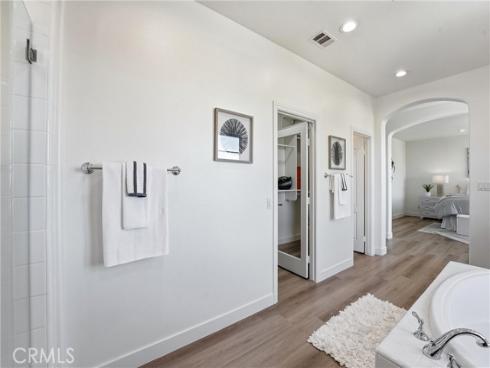 57  Sweet Bay  , Irvine, CA