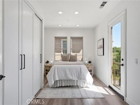 57  Sweet Bay  , Irvine, CA