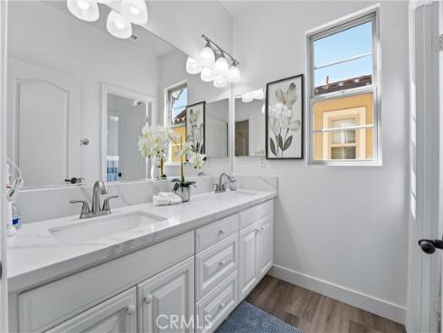 57  Sweet Bay  , Irvine, CA