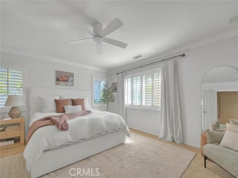 32  Hillsdale  , Irvine, CA