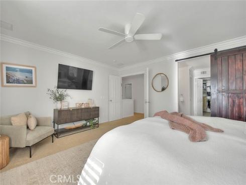 32  Hillsdale  , Irvine, CA