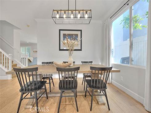 32  Hillsdale  , Irvine, CA