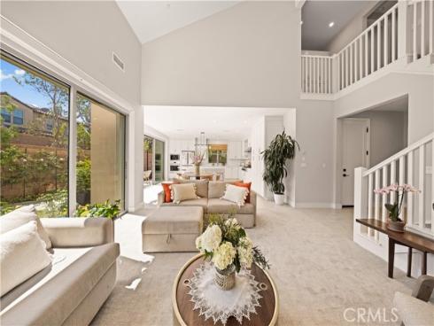 60  Rotunda  , Irvine, CA