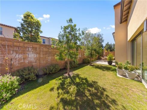 60  Rotunda  , Irvine, CA