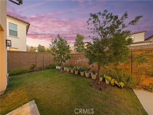 60  Rotunda  , Irvine, CA