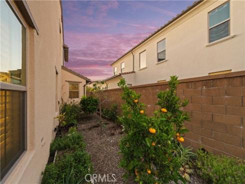 60  Rotunda  , Irvine, CA