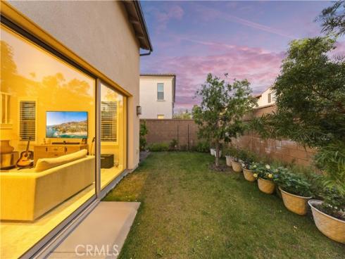 60  Rotunda  , Irvine, CA