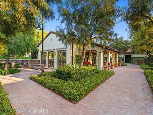 60  Rotunda  , Irvine, CA