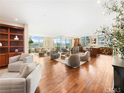 3105  Scholarship  , Irvine, CA