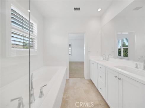 126  Gulfstream  , Irvine, CA