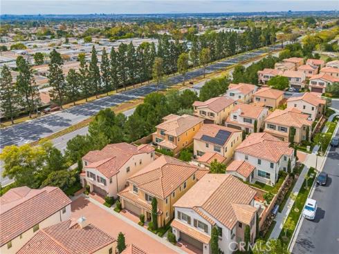 126  Gulfstream  , Irvine, CA