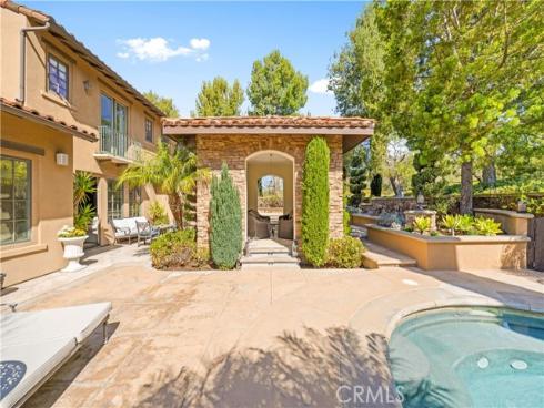 20  Blue Summit  , Irvine, CA