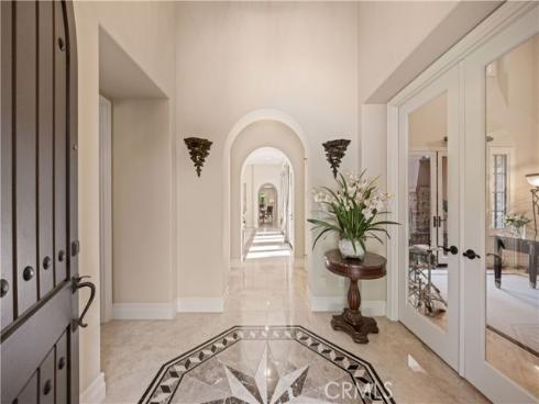 20  Blue Summit  , Irvine, CA