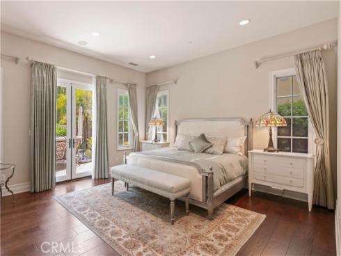 20  Blue Summit  , Irvine, CA