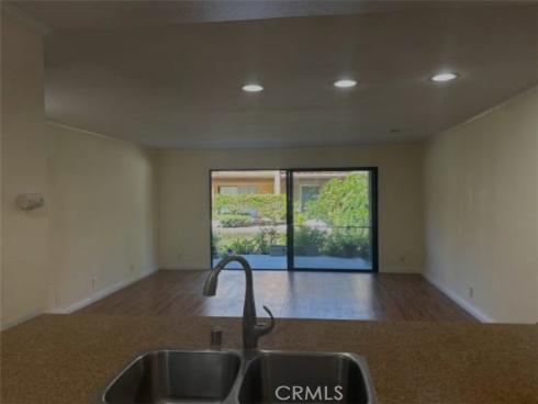 124  Tangelo Unit 390  , Irvine, CA