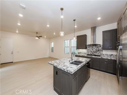 191  Frame  , Irvine, CA