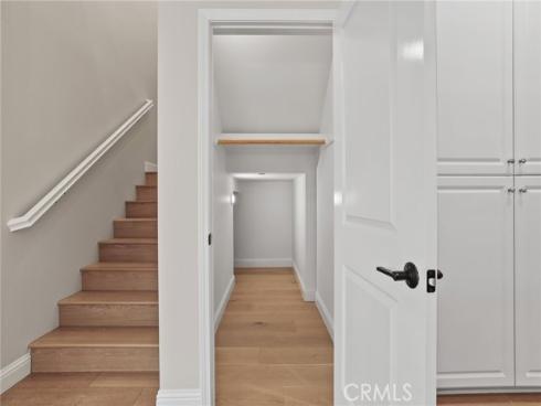 83  Henson  , Irvine, CA