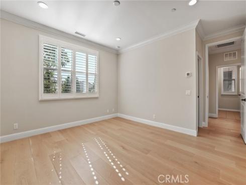 83  Henson  , Irvine, CA