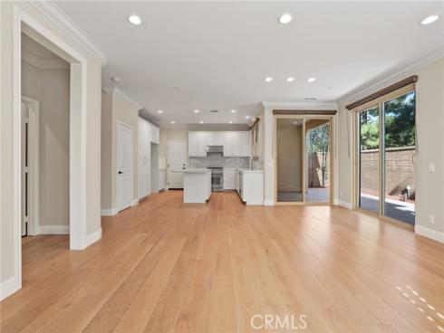 83  Henson  , Irvine, CA