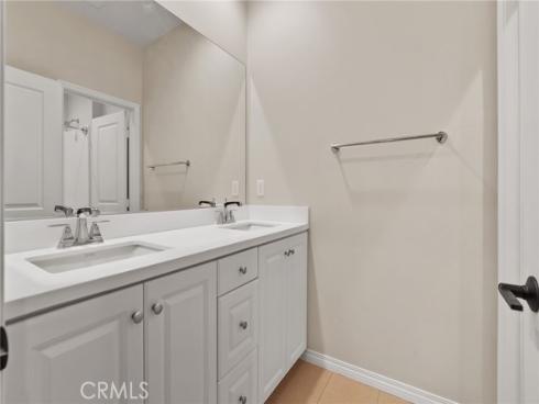 83  Henson  , Irvine, CA