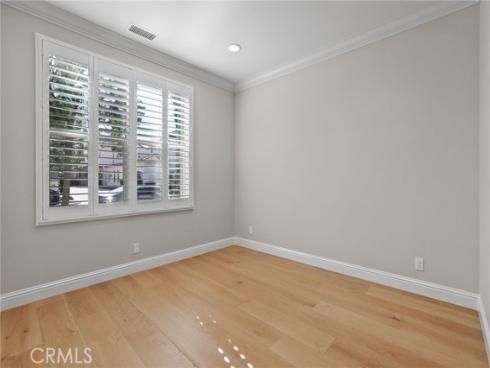 83  Henson  , Irvine, CA