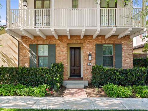 210  Canvas  , Irvine, CA