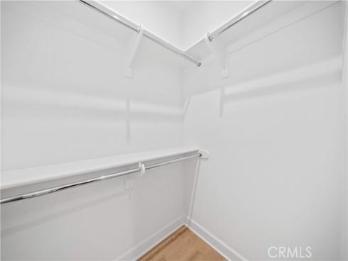 210  Canvas  , Irvine, CA