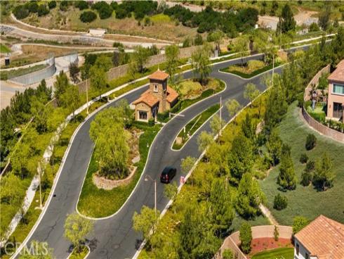 126  Bellini  , Irvine, CA